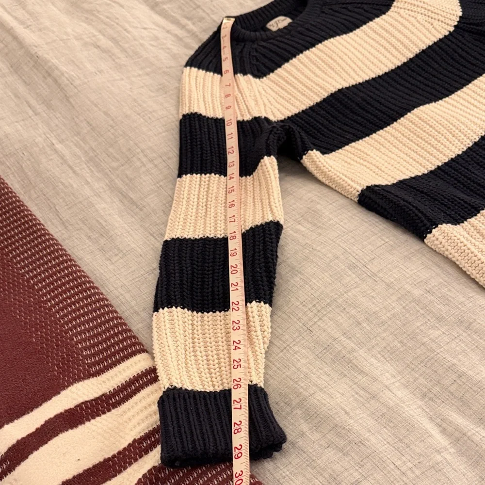 J. Crew Heritage Cotton Shaker-Stitch Navy and Cream Crewneck Sweater, XS